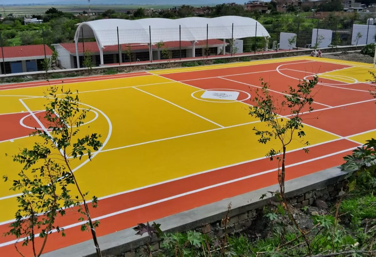 CANCHA DE BÁSQUETBOL 